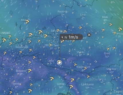 Windy - ECMWF model, vítr u země (podobná síla větru až do 4km výšky)